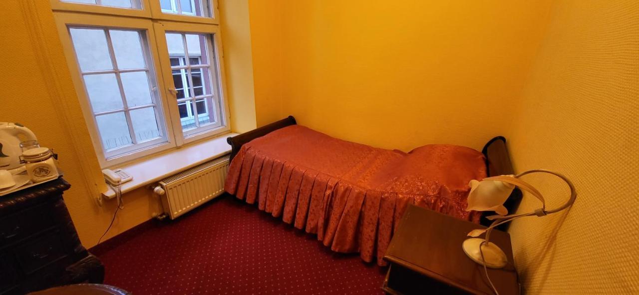 Bed and Breakfast Dom Schumannow Гданьск Экстерьер фото